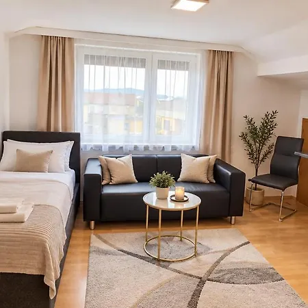 Apartmán 2-room - And Cozy *